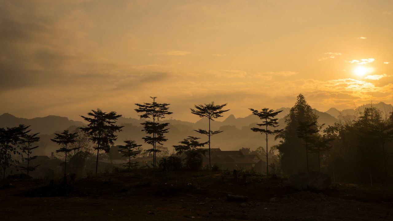 Tour Mộc Châu