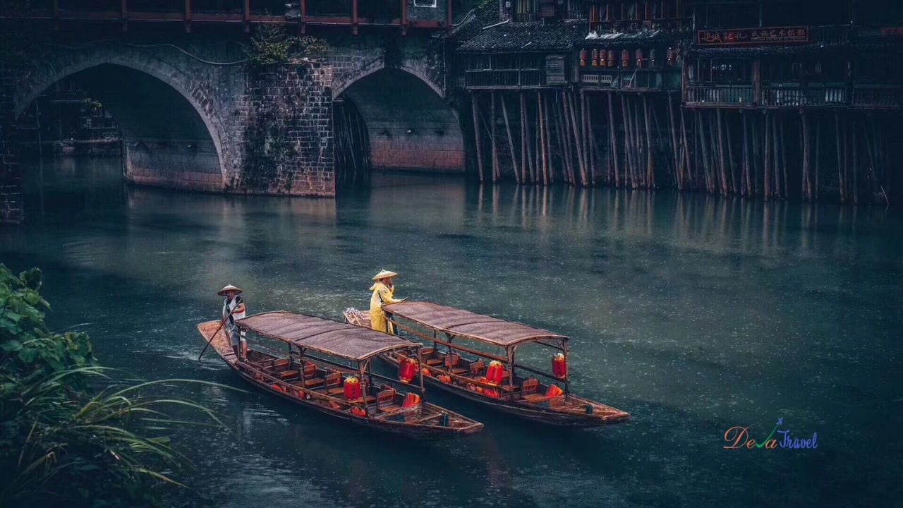 Kinh nghiệm du lịch Phượng Hoàng Cổ TRấn