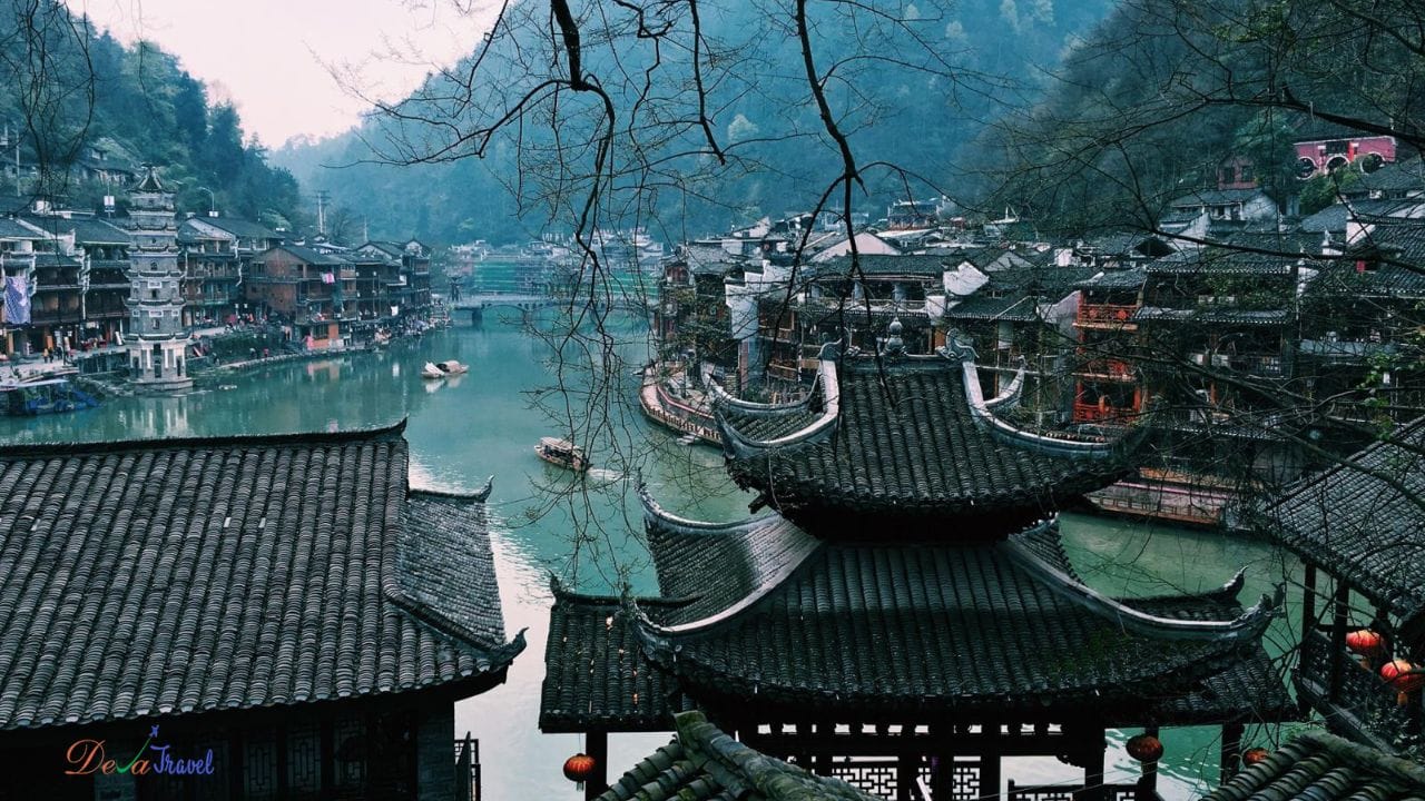 Kinh nghiệm du lịch Phượng Hoàng Cổ TRấn